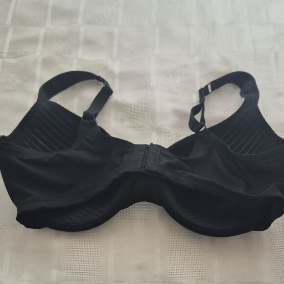 Kathy Ireland Black Striped Bra - Picture 14 of 16